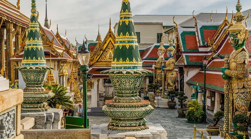 Cung điện Hoàng gia Bangkok thu hút du khách mỗi ngày