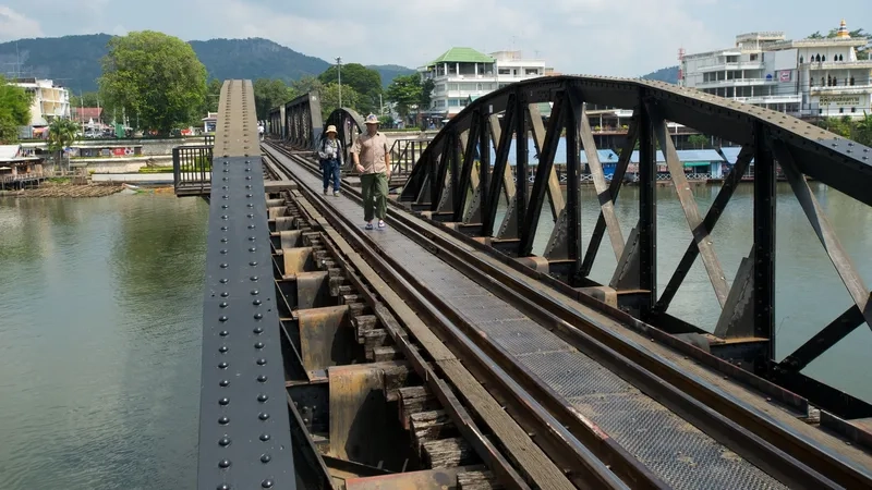 Ghé thăm cầu sông Kwai để cảm nhận thời gian trôi