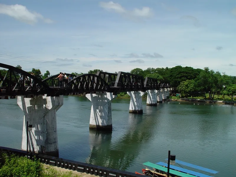 Cầu sông Kwai điểm nhấn đặc biệt của Kanchanaburi