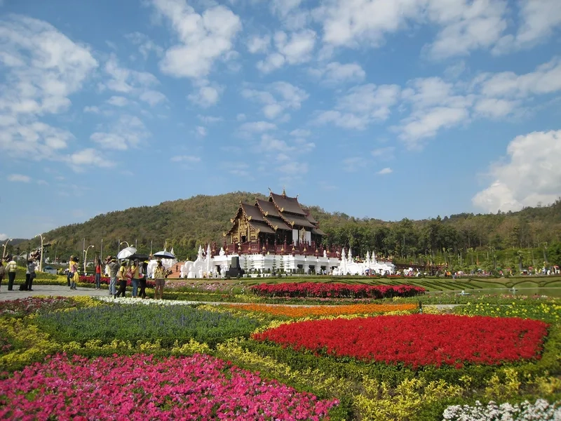 Công viên Hoàng gia Rajapruek đẹp như tranh vẽ