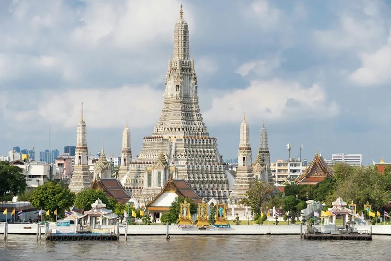 Lịch sử hình thành và phát triển của Chùa Wat Arun