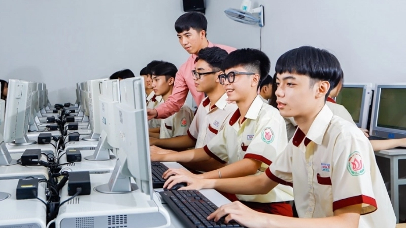 Cơ hội và thách thức của công nghệ giáo dục Việt Nam