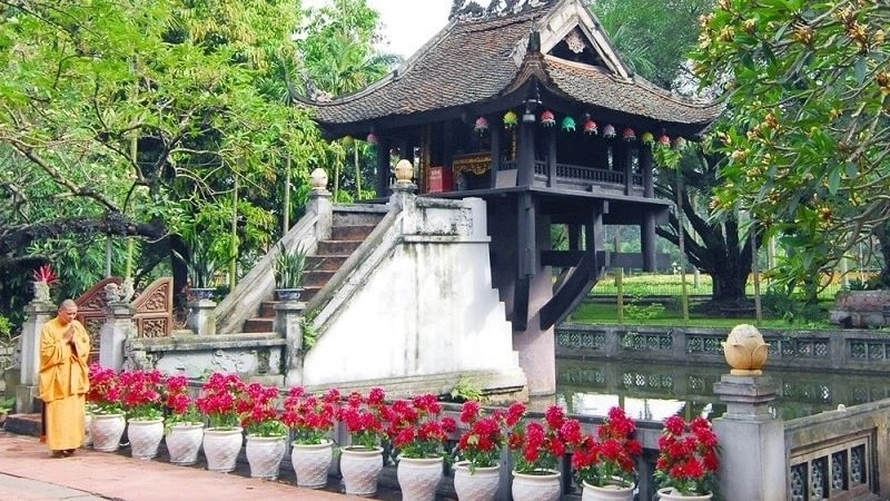 Chùa Một Cột giản dị mà đầy tính biểu tượng
