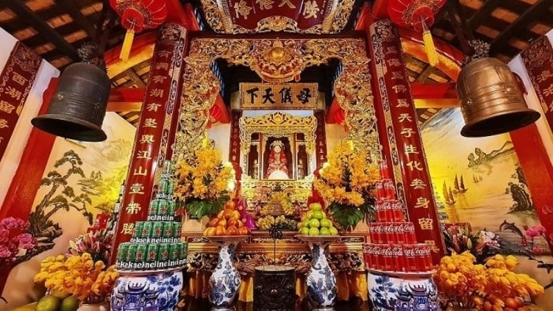 Đền Quán Thánh là chốn linh thiêng cổ kính