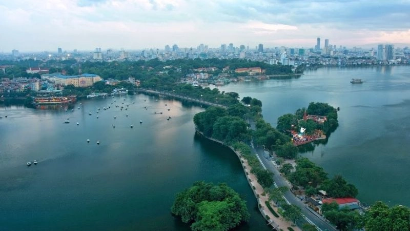 Cách di chuyển đến Hồ Tây dễ dàng cho mọi đối tượng