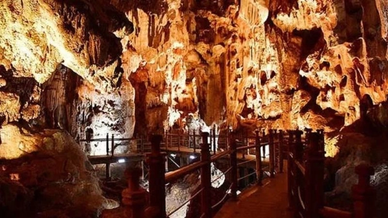 Lịch sử hình thành và phát triển Hang Đầu Gỗ 