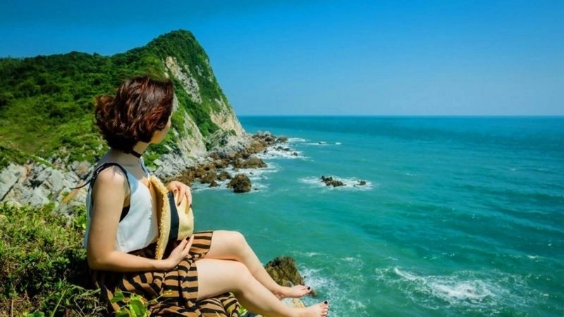 Biển trời đảo Quan Lạn đẹp tựa một giấc mơ