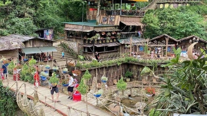 Lắng nghe nhịp sống yên bình ở bản Cát Cát