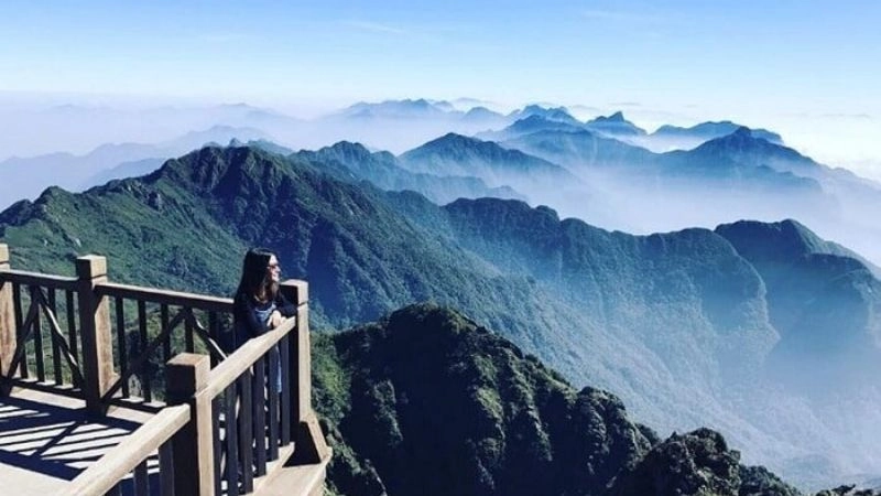 Cổng trời Sapa là nơi chạm vào mây trắng