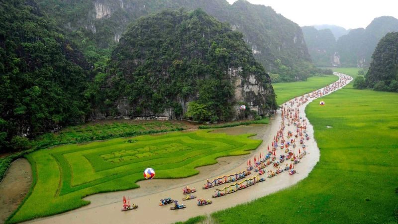 Tam Cốc Bích Động đẹp dịu dàng như tranh thủy mặc