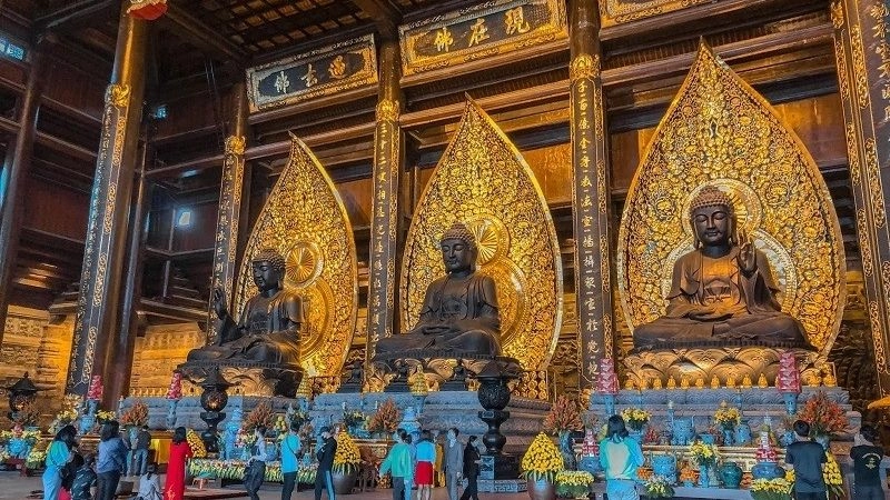 Chùa Bái Đính rộn ràng mùa lễ hội đầu năm