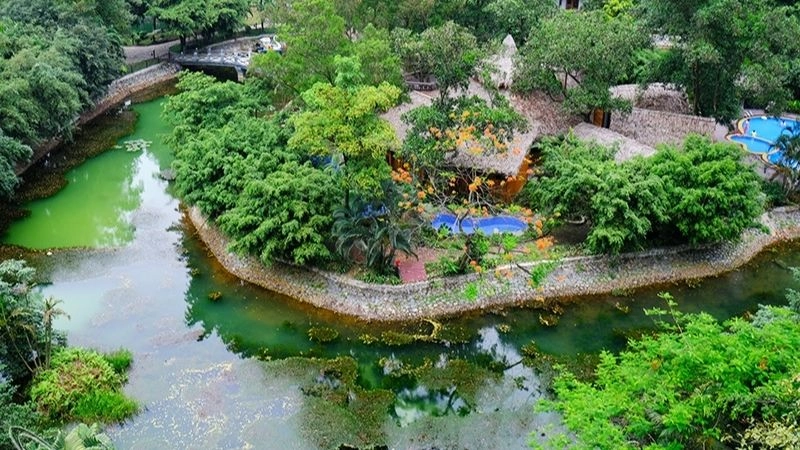 Hang Múa tuyệt tác giữa đất trời cố đô