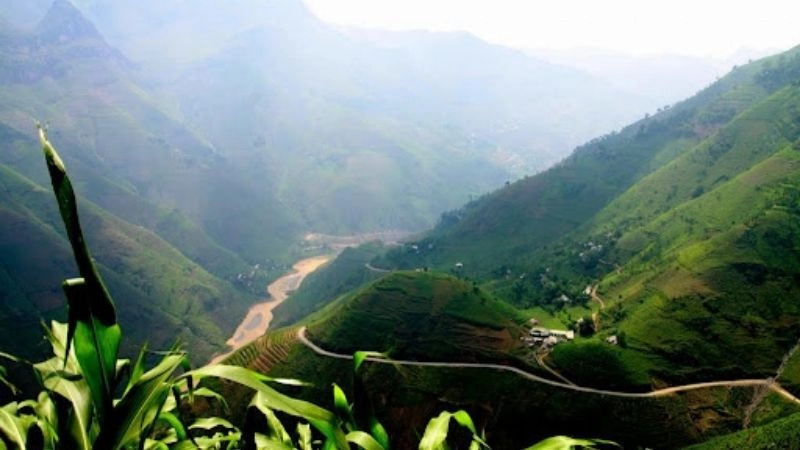 Mã Pí Lèng hùng vĩ như thước phim sử thi