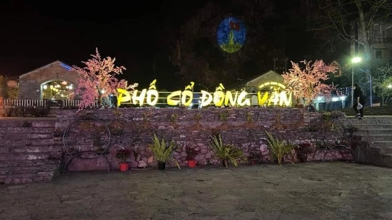 Phố cổ Đồng Văn như một viên ngọc trầm mặc