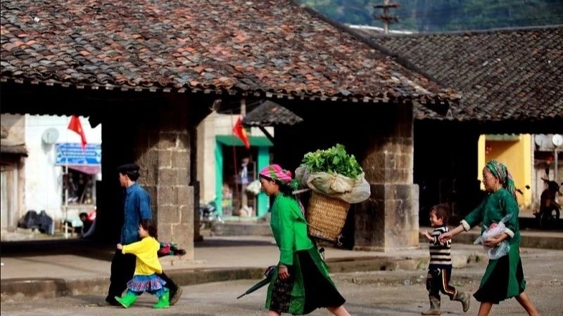 Lặng nhìn phố cổ Đồng Văn giữa chiều buông