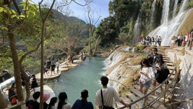 Cách di chuyển đến thác Dải Yếm dễ dàng 