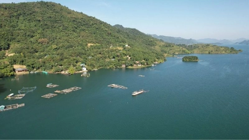 Vẻ đẹp Thung Nai khiến lòng người say đắm