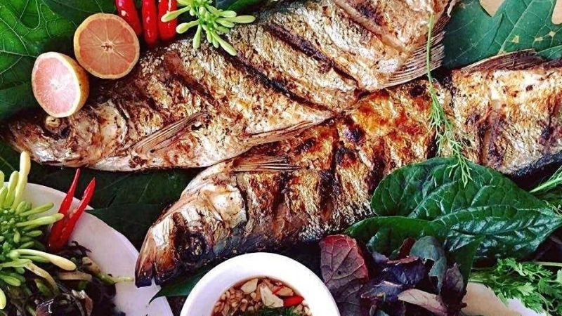 Thung Nai bình yên, xanh thẳm giữa đại ngàn