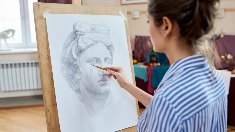 Vẽ cần luyện tập kiên trì như học nhạc cụ