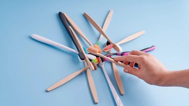 Các yếu tố cần lưu ý khi chọn bàn chải đánh răng