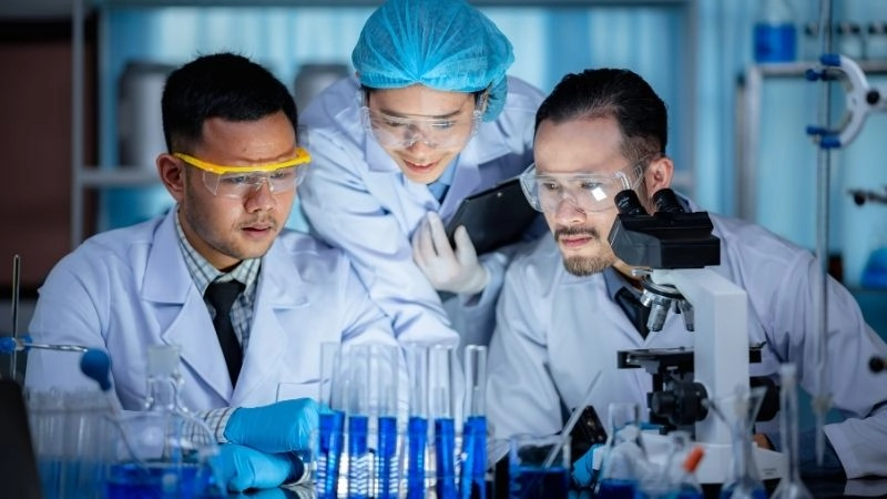 Công nghệ y học và đổi mới sức khỏe