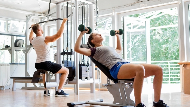 Tập gym phù hợp với người muốn rèn luyện thể hình
