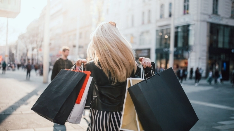 Mua sắm là một phần không thể thiếu trong cuộc sống hiện đại