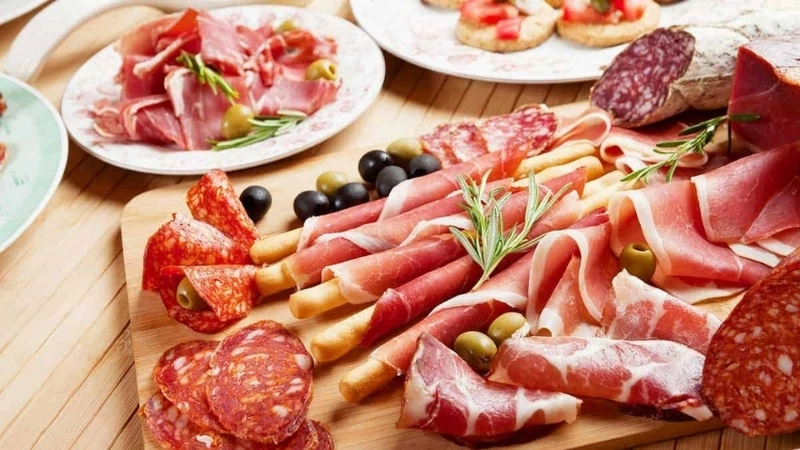 Các loại thực phẩm chế biến sẵn nên hạn chế để bảo vệ sức khỏe