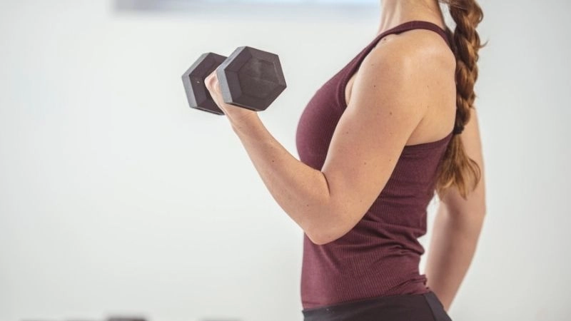 Tập luyện thể dục là một phần không thể thiếu trong quá trình kiểm soát cân nặng