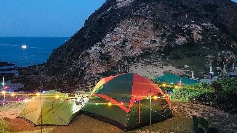 Thư giãn Bãi Môn tận hưởng không gian yên tĩnh