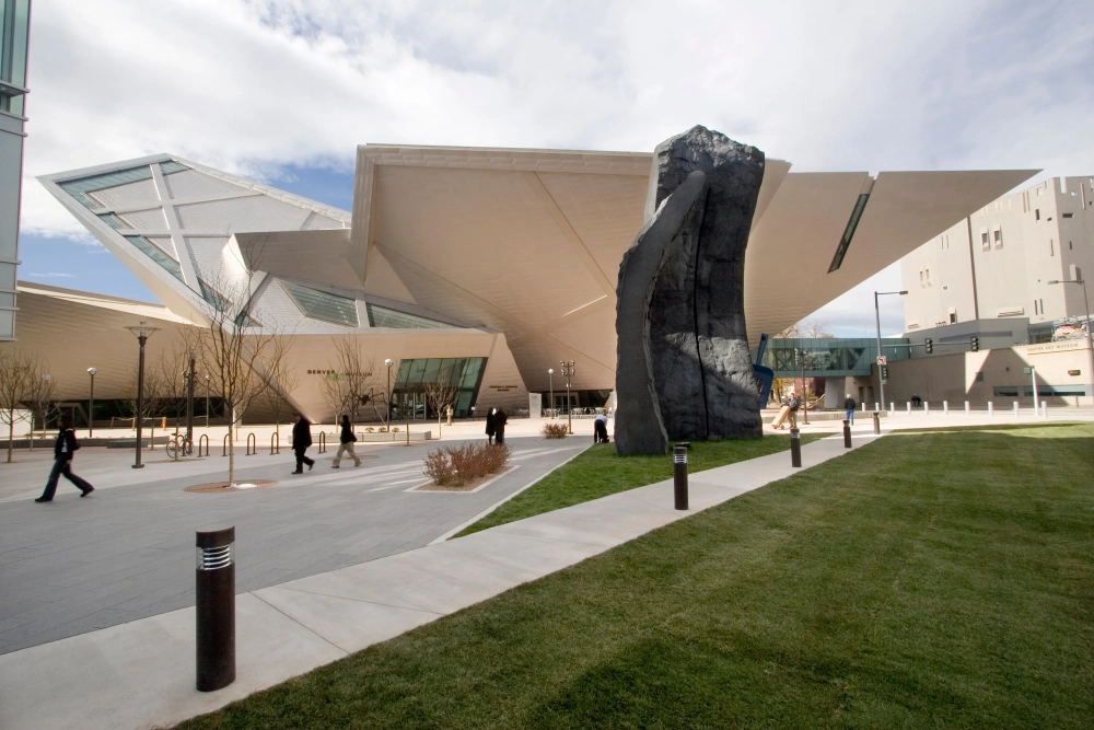 Cách di chuyển đến Bảo tàng Nghệ thuật Denver