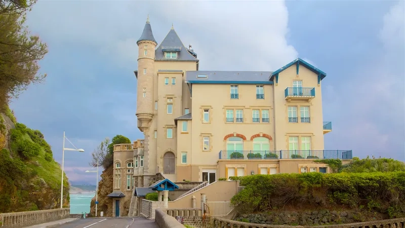 Thị trấn Biarritz quyến rũ bên bờ Đại Tây Dương