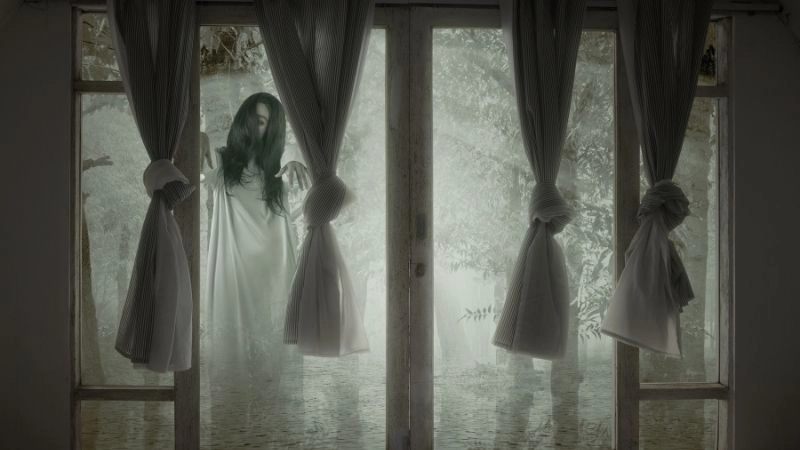 Hình bóng ma và bí ẩn tâm linh