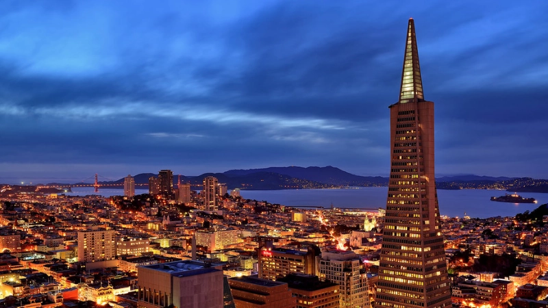 Cách di chuyển đến tòa nhà Transamerica Pyramid