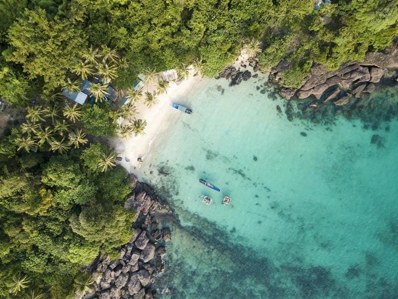 Ngắm biển Nam Du lấp lánh ánh bạc