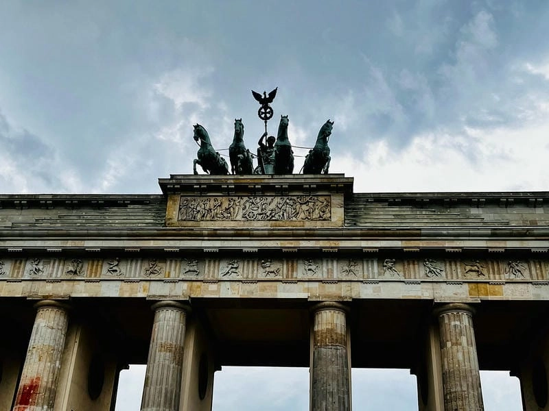 Tìm hiểu lịch sử đầy thú vị của Cổng Brandenburg Berlin