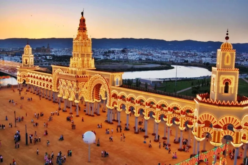 Ánh hoàng hôn buông xuống Cordoba
