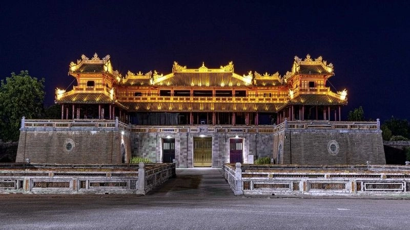 Ảnh Huế cổ kính đưa ta trở về dĩ vãng hoàng triều