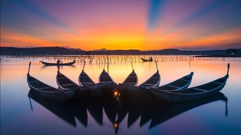 Đầm nước lợ Đầm Ô Loan mang nét đặc trưng thiên nhiên