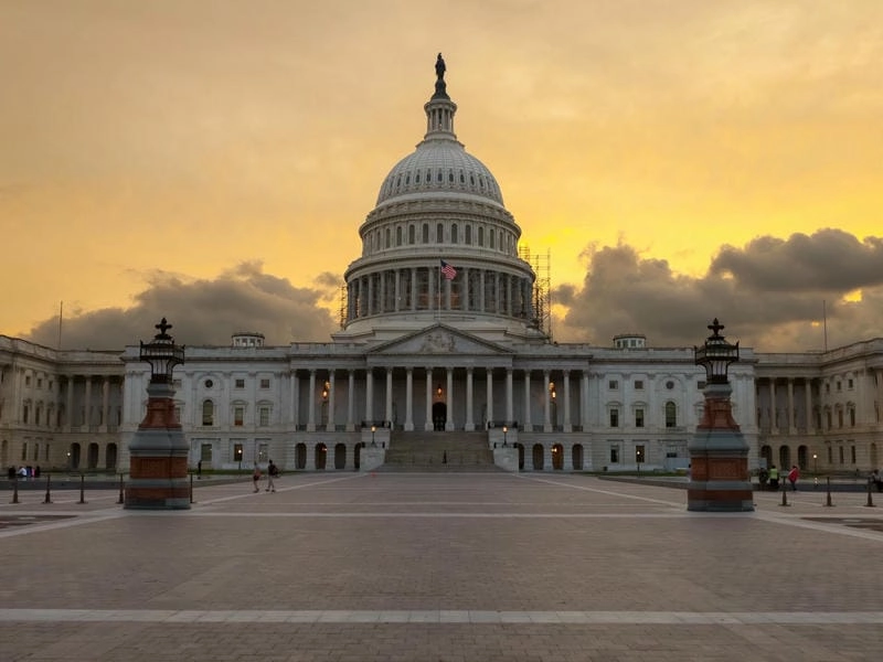 Tìm hiểu dấu mốc từ Lịch sử Điện Capitol lâu đời