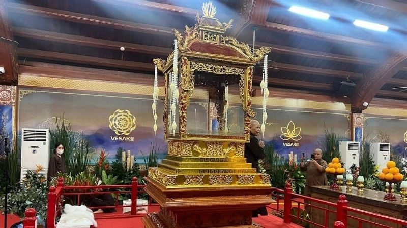 Chùa Chuông điểm đến yên bình giữa khói hương