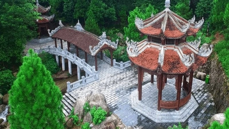 Cách di chuyển đến Côn Sơn Kiếp Bạc nhanh và tiện lợi