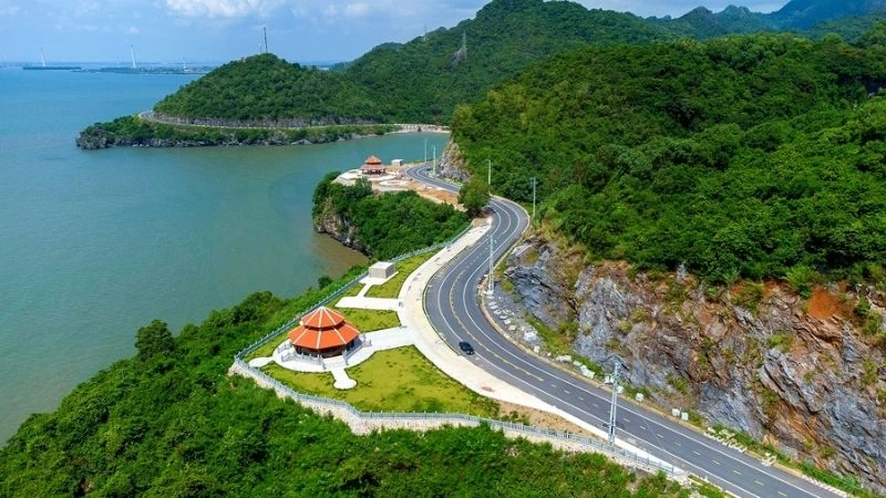 Đảo Cát Bà thiên đường xanh mát của miền biển