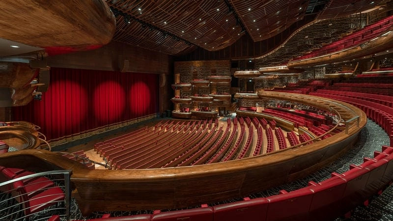 Khám phá vẻ đẹp của Dubai Opera tại Nhà hát Opera Dubai
