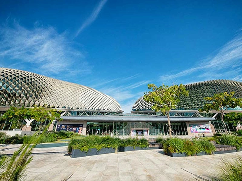 Cảnh quan Esplanade hòa quyện giữa hiện đại và thiên nhiên Singapore