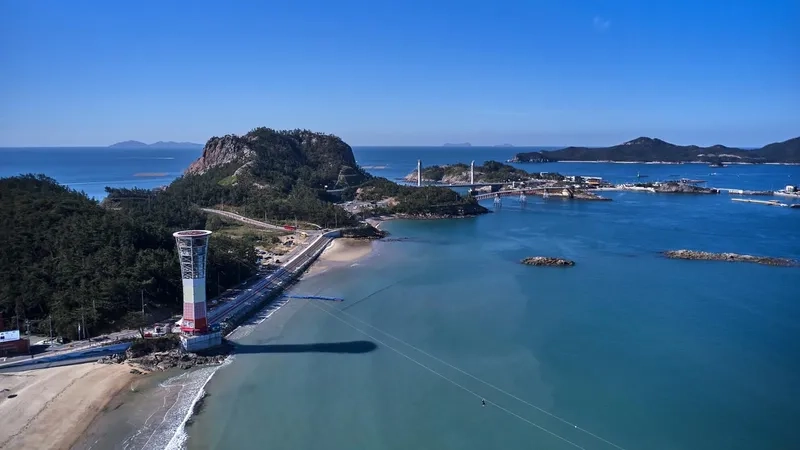 Gunsan là một thành phố cảng nằm ở tỉnh Jeollabuk-do