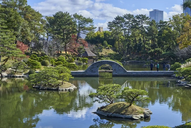 Hiroshima nằm ở miền Tây Nhật Bản