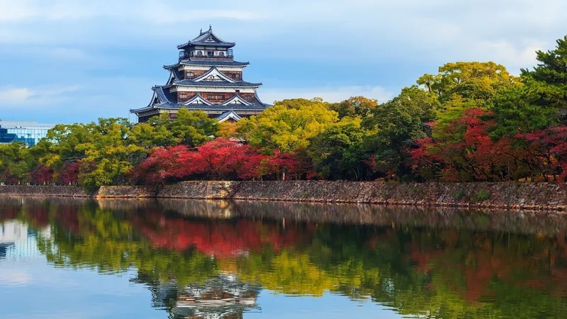 Khám phá vẻ đẹp cổ kính của Hiroshima hôm nay