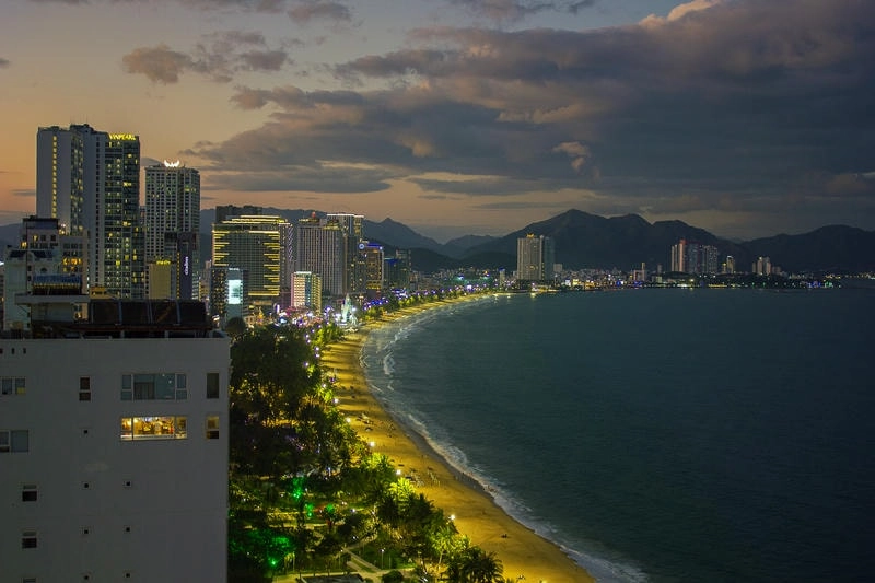 Hoàng hôn Nha Trang từ góc nhìn du thuyền