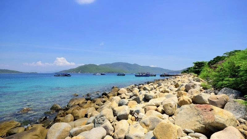 Khám phá Hòn Mun hành trình đầy trải nghiệm